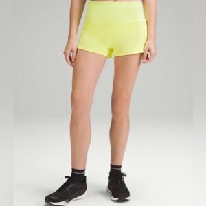 NWT Lululemon Speed Up High-Rise Lined Short 2.5" in Electric Lemon